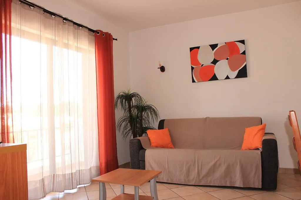 Dinita Apartamentos البوفيرا